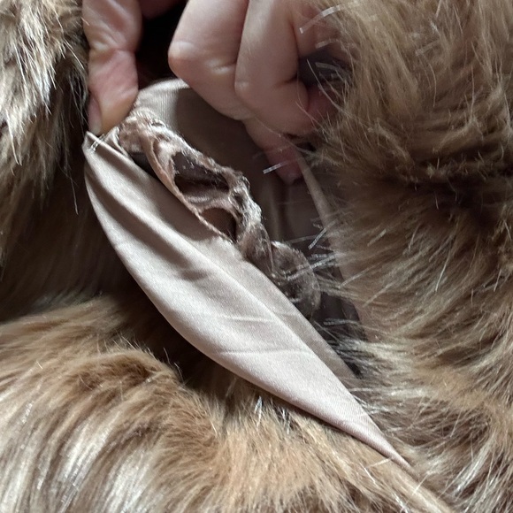 Fabulous Coat - Picture 8 of 8